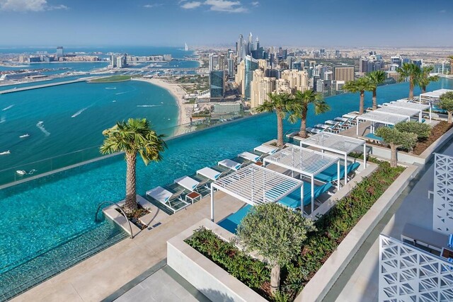 Address Beach Resort Dubai Marina Infinity Pool